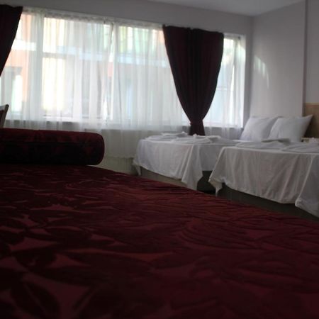 Yues Hotel Istanbul Bagian luar foto