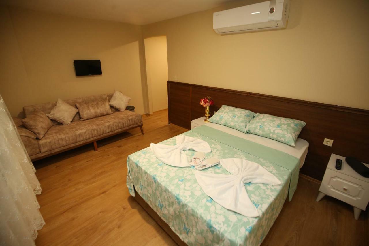 Yues Hotel Istanbul Bagian luar foto